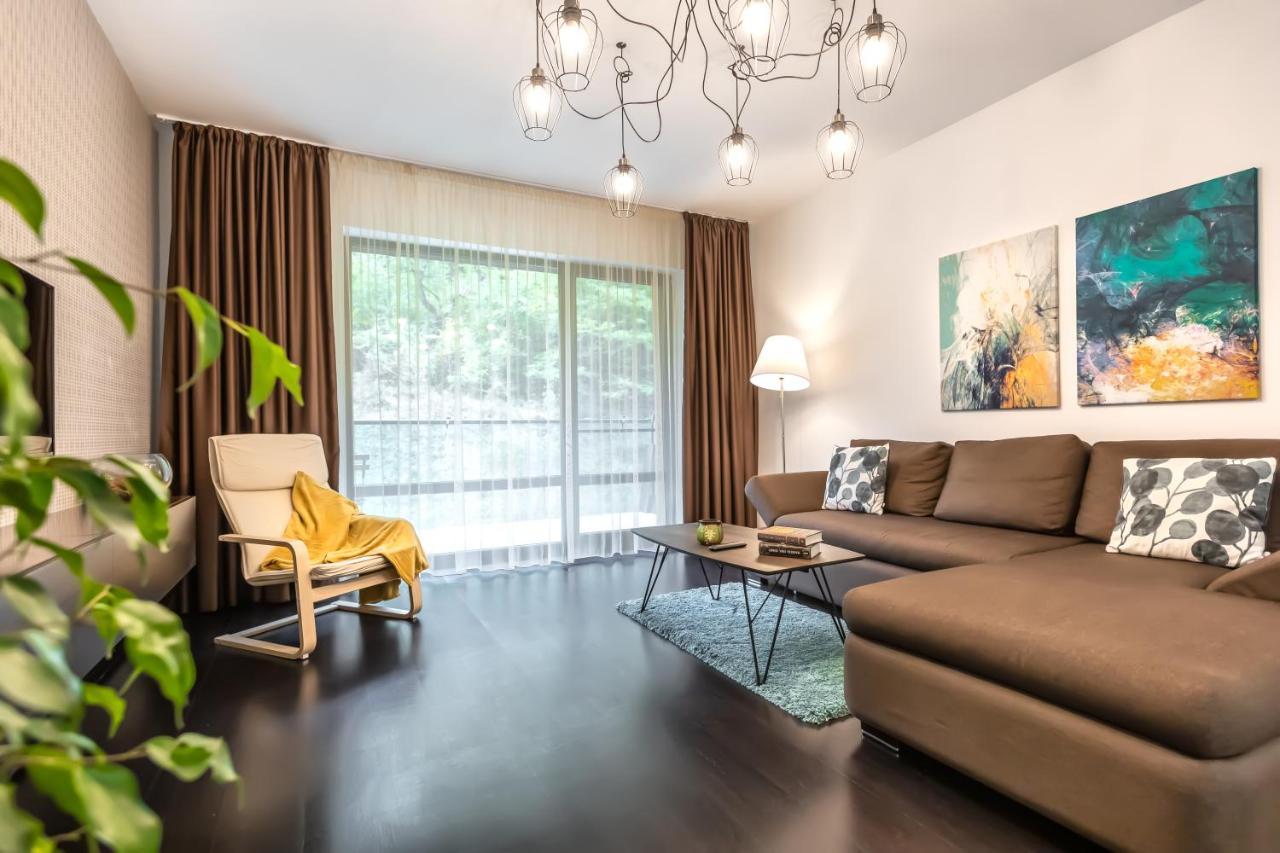 Tampa Gardens Apartments - Adults Only Brasov Exterior photo